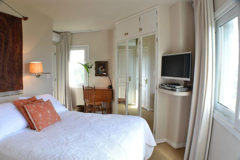 هتل L Auberge