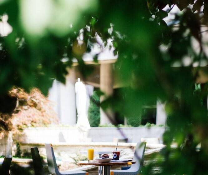 Loews Nashville Hotel At Vanderbilt Plaza