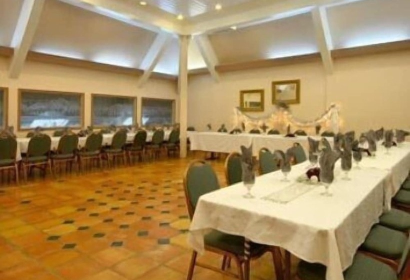 فندق Merced Inn And Suites