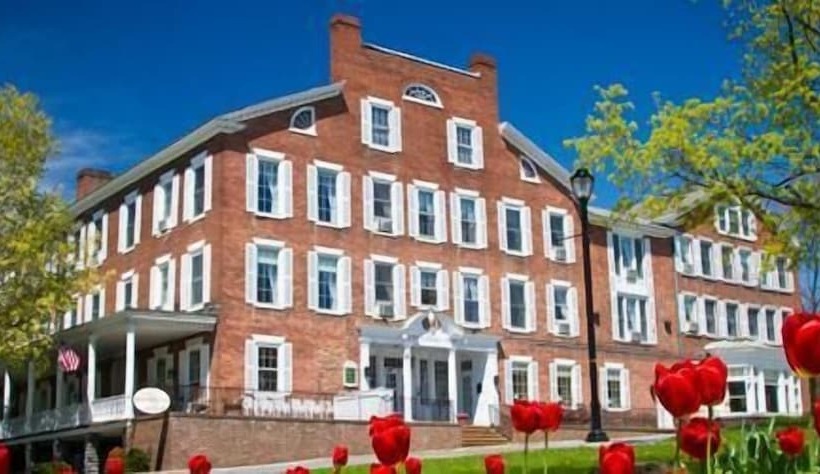 בית מלון כפרי Middlebury Inn