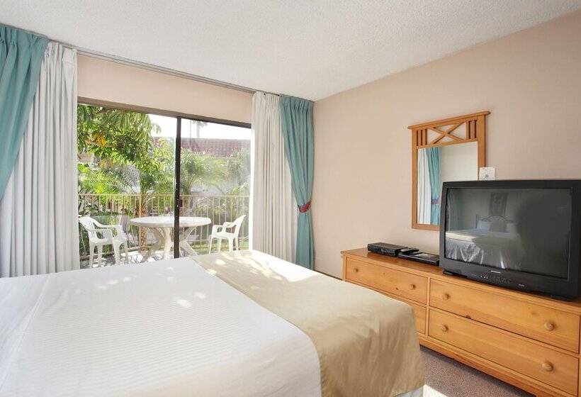 ホテル Oceanside Marina Suites A Waterfront