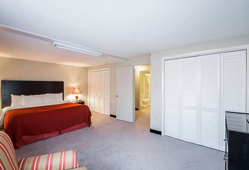 בית מלון כפרי Quality Inn Near Potomac Mills