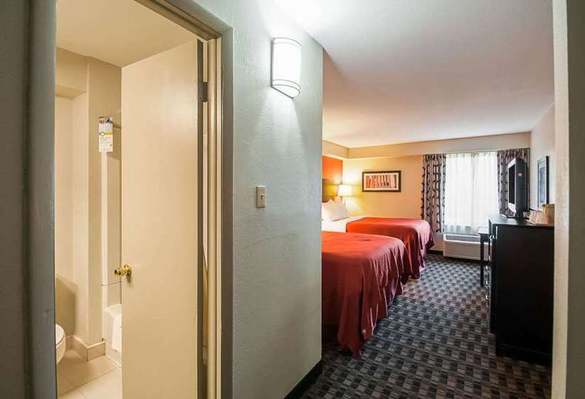 ホテル Quality Inn Near Potomac Mills