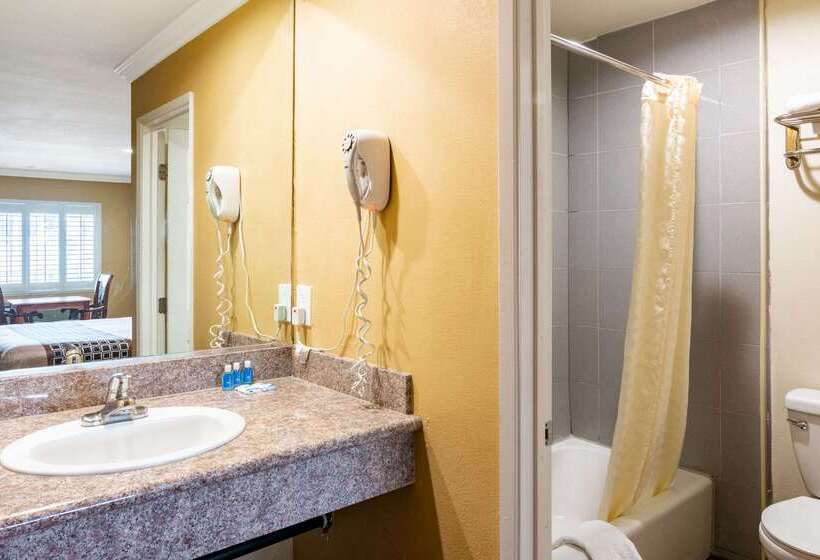 فندق Rodeway Inn Artesia Cerritos