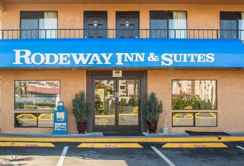هتل Rodeway Inn & Suites