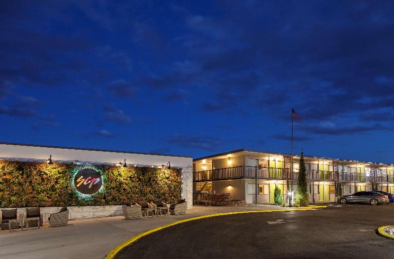 ホテル Scp Colorado Springs