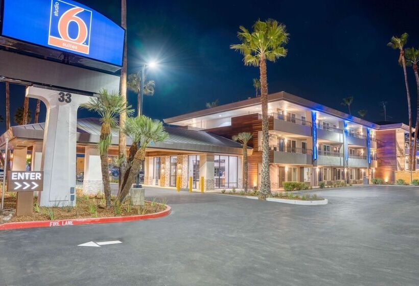 هتل Studio 6 Suites Stockton, Ca Waterfront