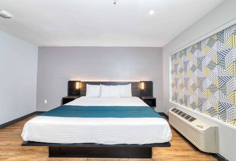 هتل Studio 6 Suites Stockton, Ca Waterfront