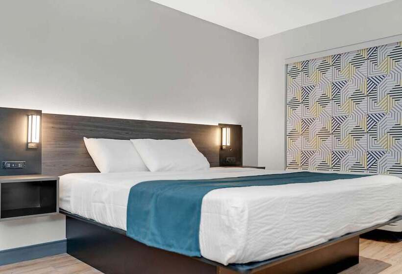 هتل Studio 6 Suites Stockton, Ca Waterfront