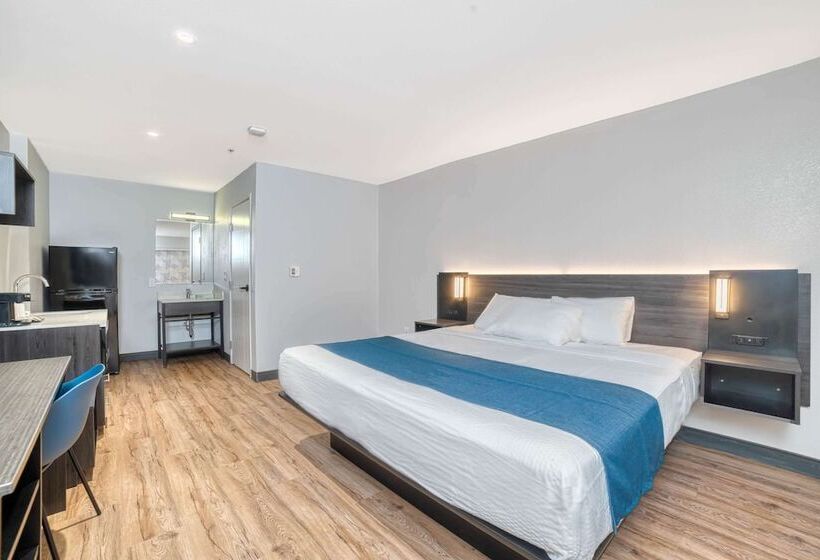 هتل Studio 6 Suites Stockton, Ca Waterfront