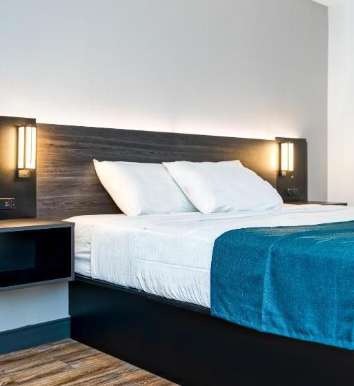 هتل Studio 6 Suites Stockton, Ca Waterfront