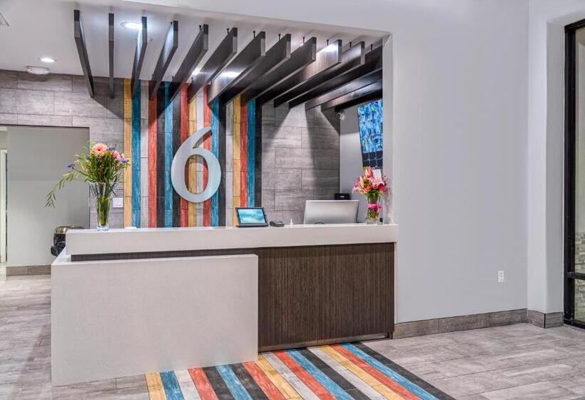 هتل Studio 6 Suites Stockton, Ca Waterfront