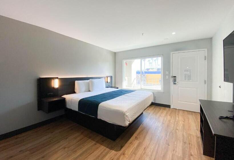 هتل Studio 6 Suites Stockton, Ca Waterfront
