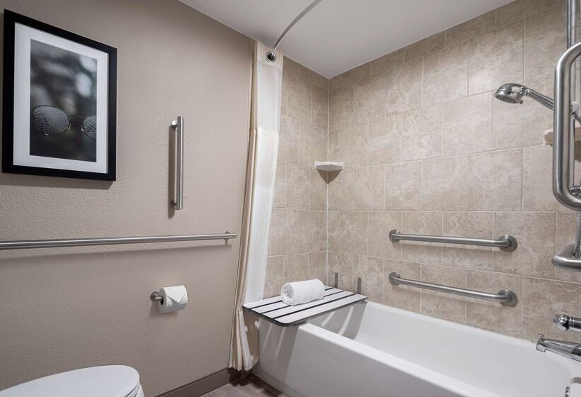 فندق The Alloy King Of Prussia   A Doubletree By Hilton