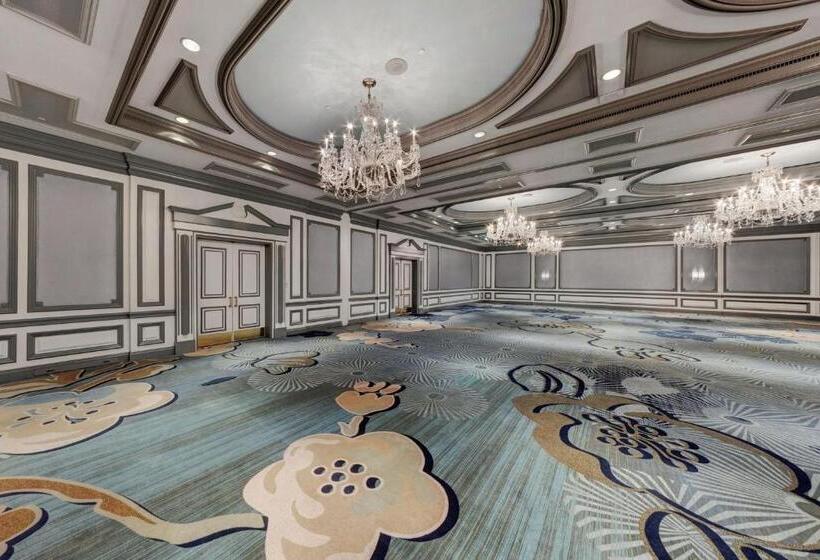فندق The Henry, Autograph Collection