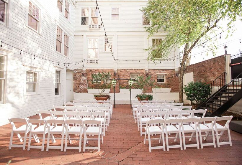 هتل The Partridge Inn Augusta Curio Collection By Hilton
