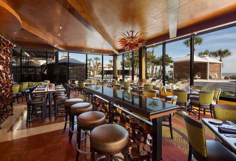 هتل The San Luis Resort Spa & Conference Center