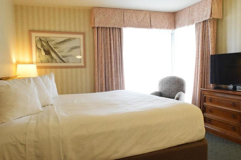 هتل The Wharf Inn