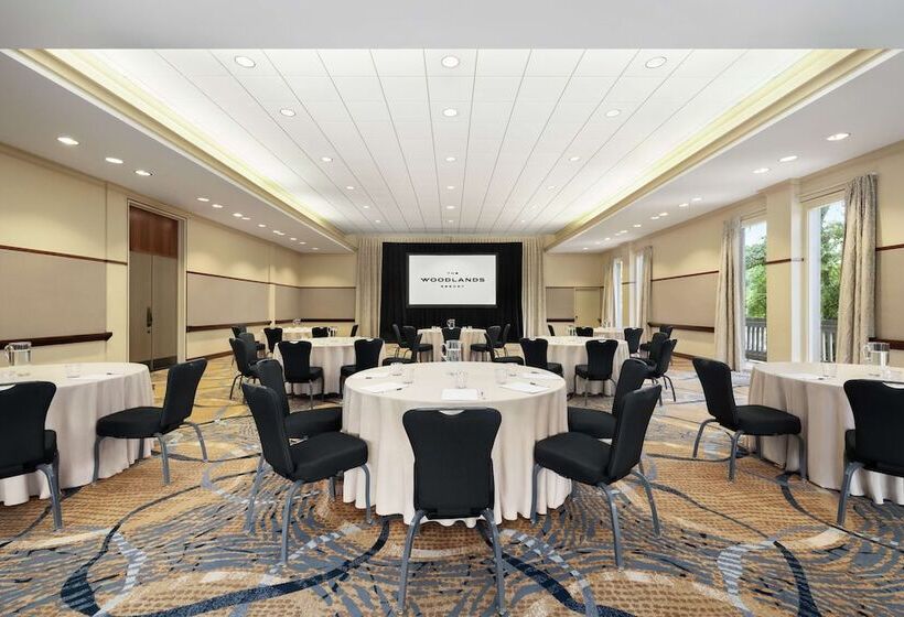 هتل The Woodlands Resort, Curio Collection By Hilton