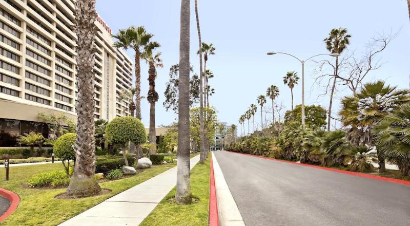 هتل Torrance Marriott Redondo Beach