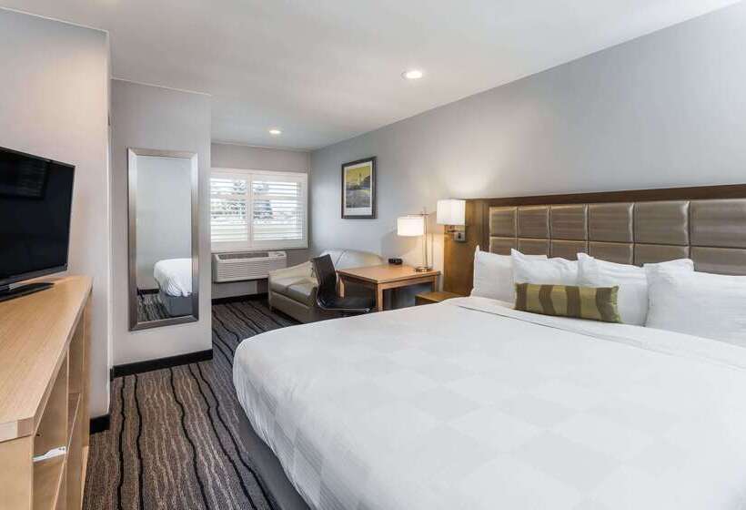 هتل Travelodge By Wyndham Berkeley