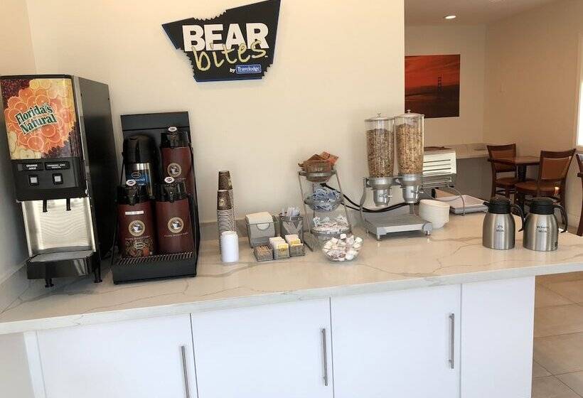 هتل Travelodge By Wyndham Mill Valley/sausalito