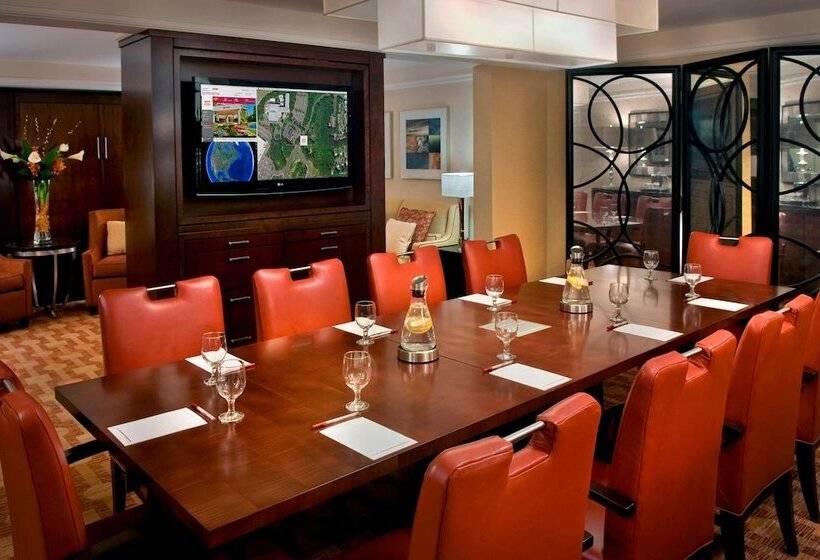 هتل Trumbull Marriott Shelton