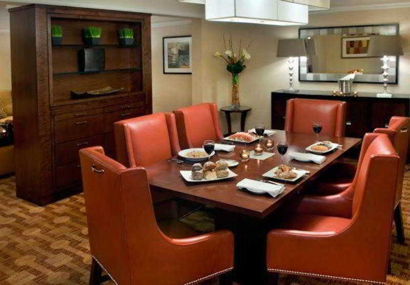 هتل Trumbull Marriott Shelton