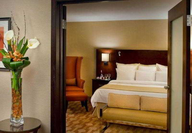 هتل Trumbull Marriott Shelton