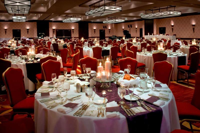 هتل Trumbull Marriott Shelton