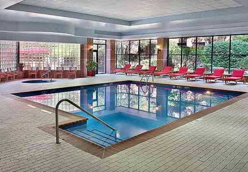 هتل Trumbull Marriott Shelton