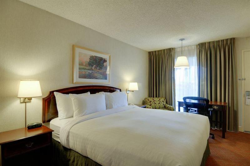 هتل Vagabond Inn Executive San Francisco Airport