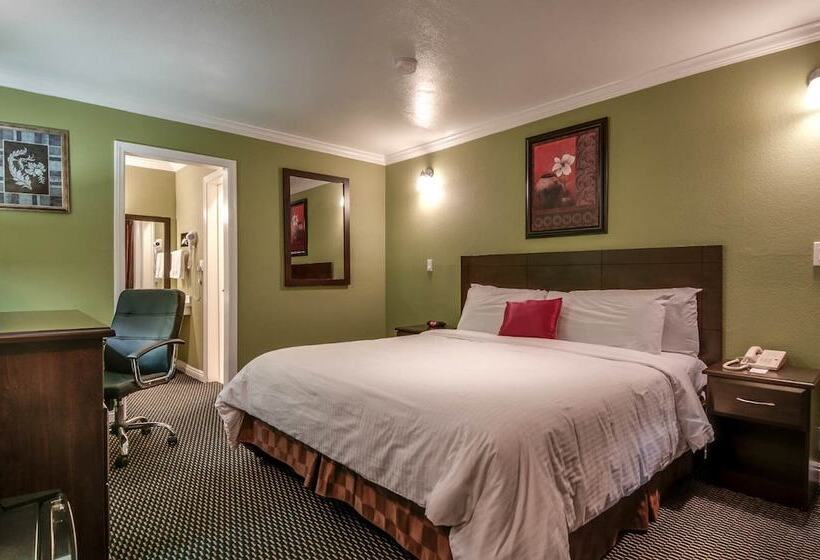 هتل Vagabond Inn San Pedro
