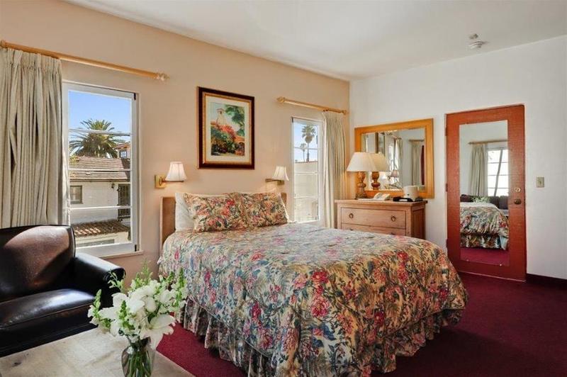 هتل Villa Rosa Inn
