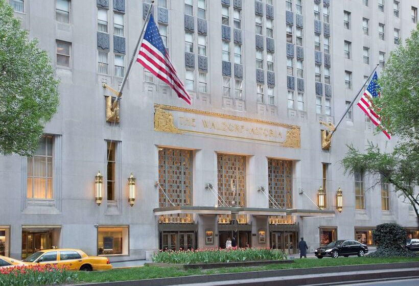 هتل Waldorf Astoria New York