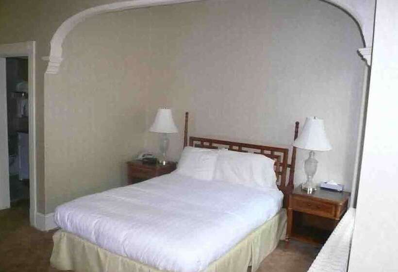 هتل Windsor Inn