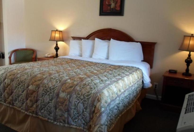 هتل Wine Valley Lodge