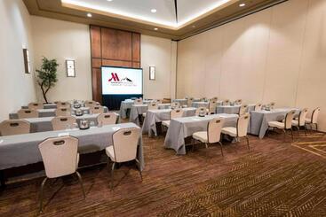 Phoenix Marriott Resort Tempe At The Buttes