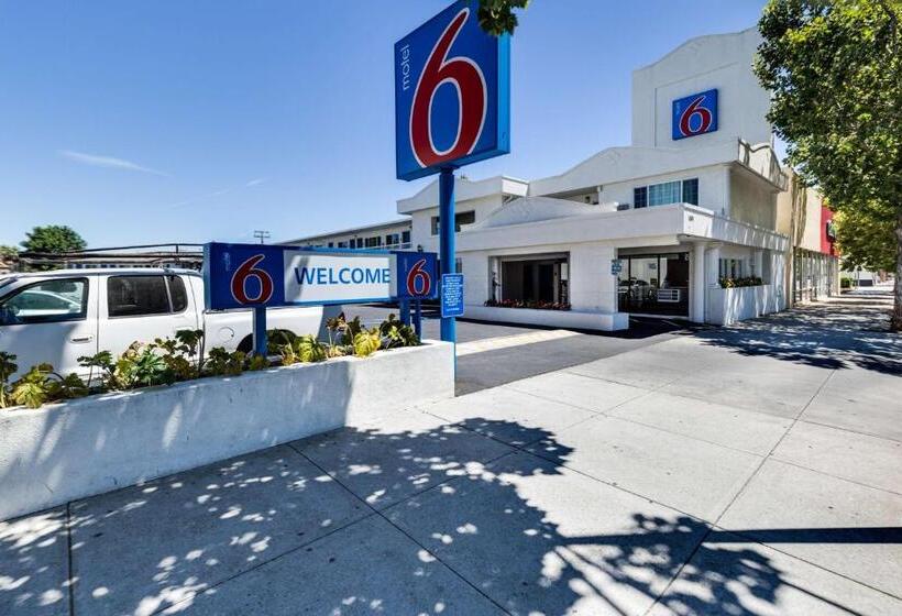 Motel 6 San Jose Convention Center