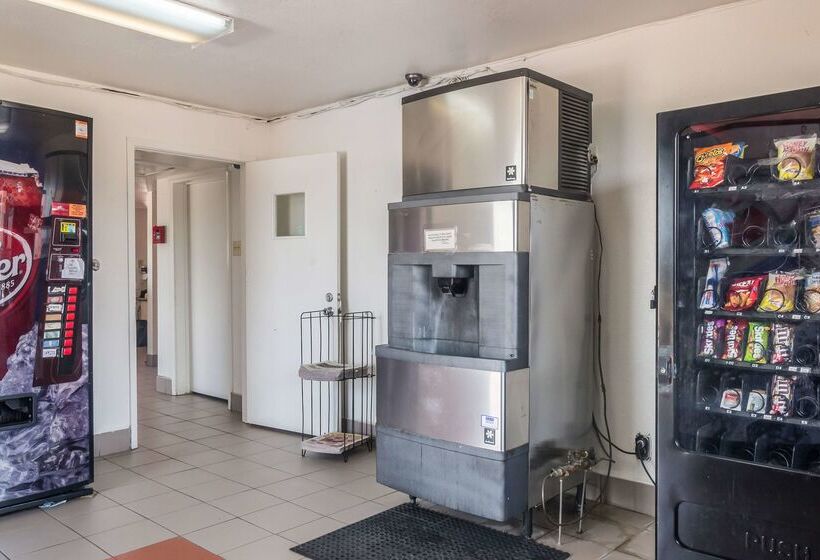 Motel 6mesquite, Tx  Rodeo  Convention Ctr