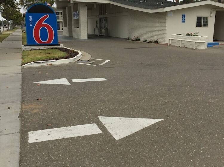 Motel 6santa Maria, Ca  South