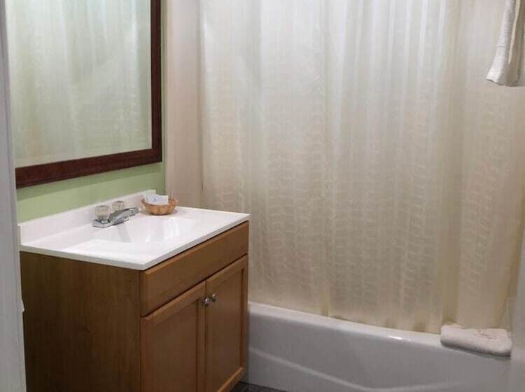 مُتل American Inn & Suites Lax