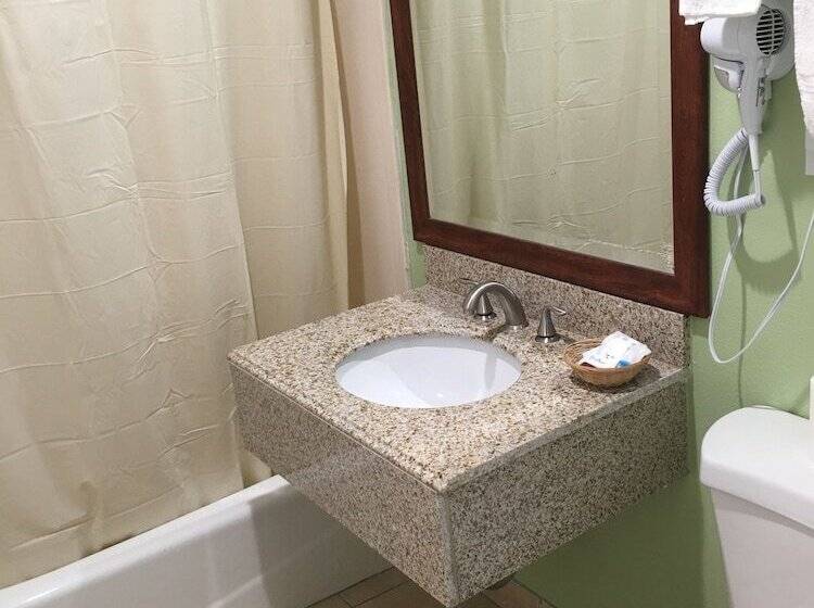 مُتل American Inn & Suites Lax