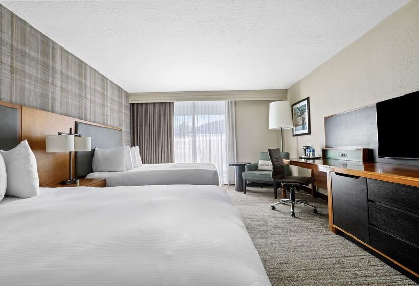 استراحتگاه Doubletree By Hilton Park City The Yarrow