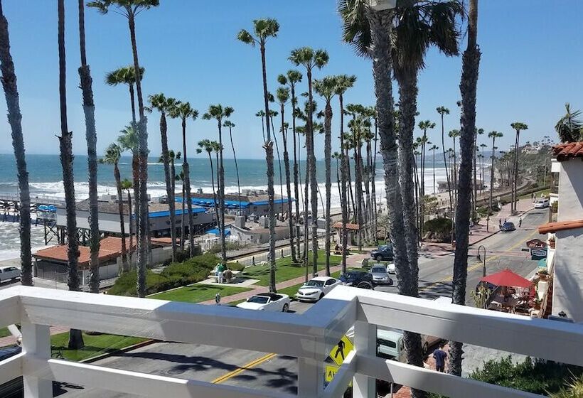 Sea Horse Resort