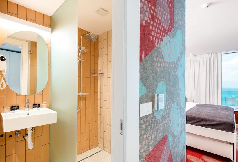 هتل Aminess Lišanj Family