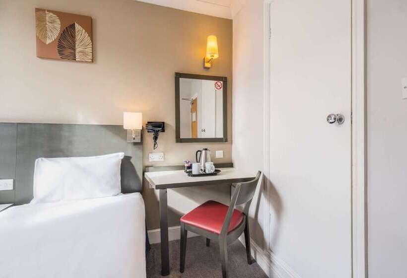 هتل Comfort Inn Westminster