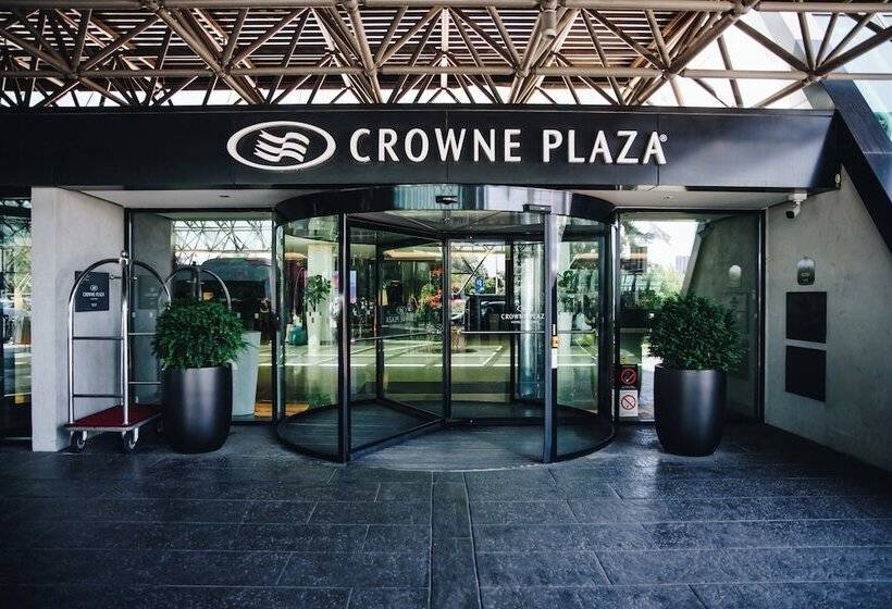 هتل Crowne Plaza Belgrade