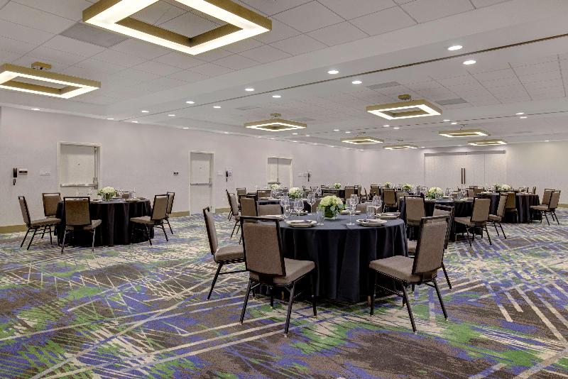 هتل Doubletree By Hilton Palmdale, Ca