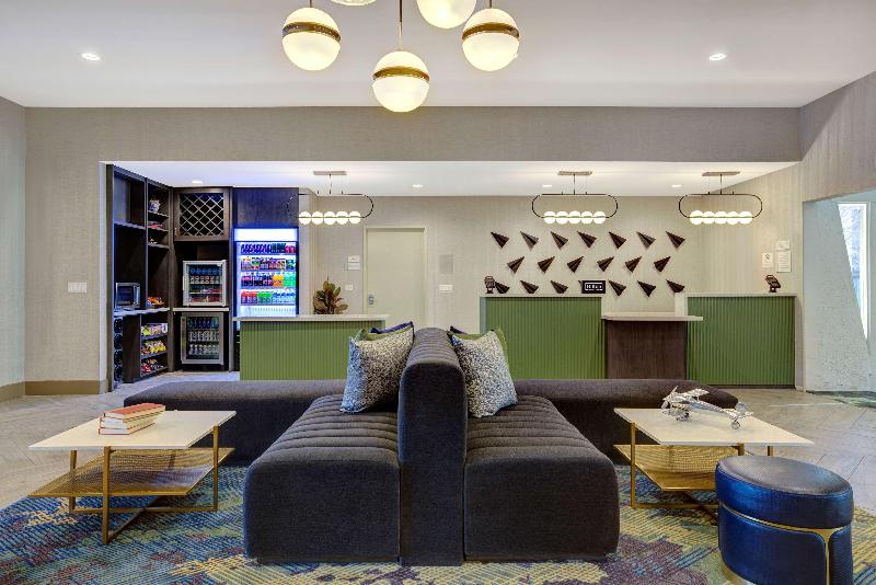 هتل Doubletree By Hilton Palmdale, Ca